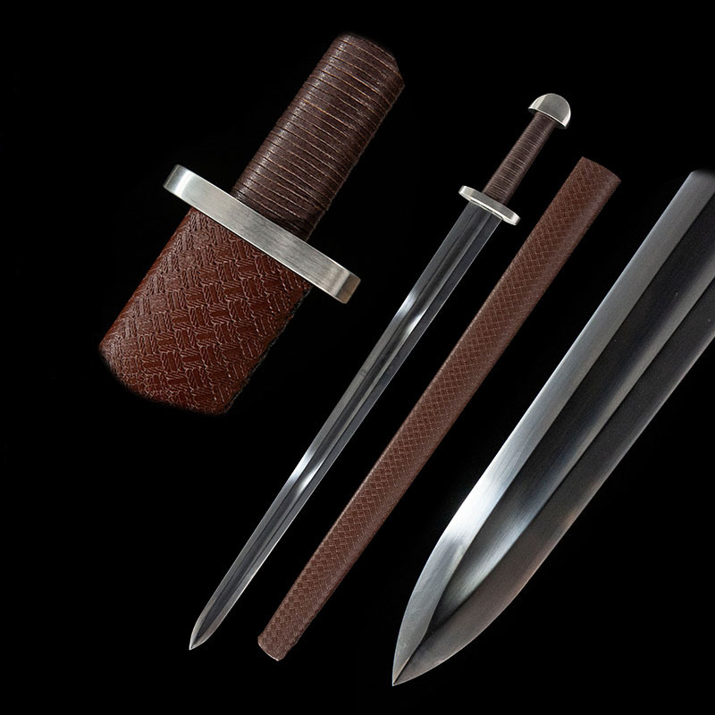 Wind Messenger sword set, multiple blades, various sizes, complete collection.