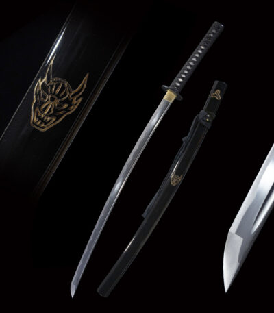 Kill Bill Hattori Hanzo Katana full view, showcasing sharp blade, glossy scabbard and tip detail, presenting excellent product design and craftsmanship