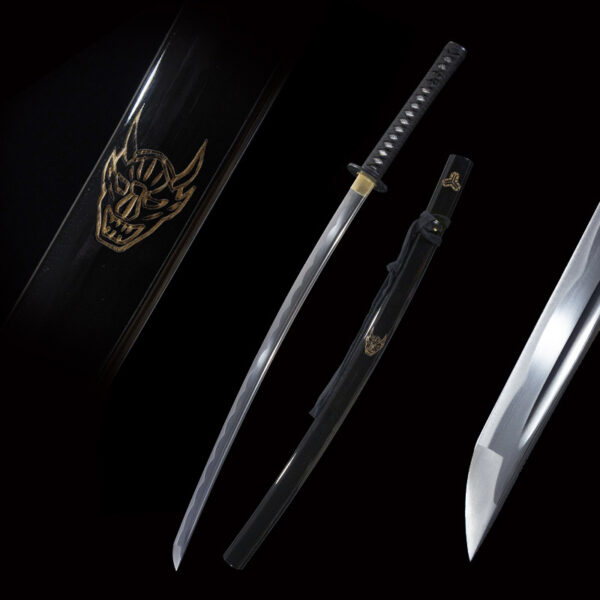 Kill Bill Hattori Hanzo Katana full view, showcasing sharp blade, glossy scabbard and tip detail, presenting excellent product design and craftsmanship
